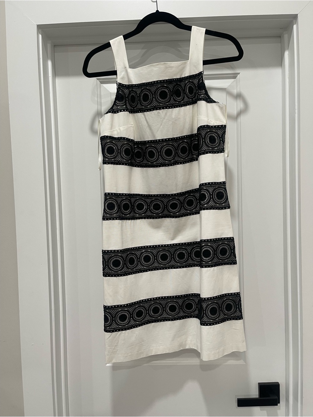 White House Black Market White Dress with Black Circular Lace Bands